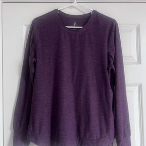 SKECHERS Pullover Top Sz M Go Walk Long Sleeve Purple Curved Hem Soft Stretch